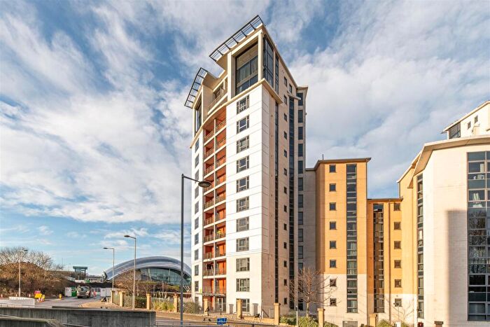 2 Bedroom Apartment For Sale In Baltic Quay, Mill Road, Gateshead, NE8