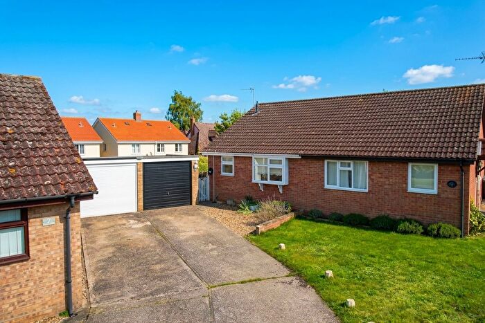 2 Bedroom Semi Detached Bungalow For Sale In Wheatfields, Rickinghall, Diss, IP22