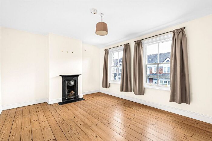 3 Bedroom Terraced House For Sale In Sunningwell Road, New Hinksey, OX1