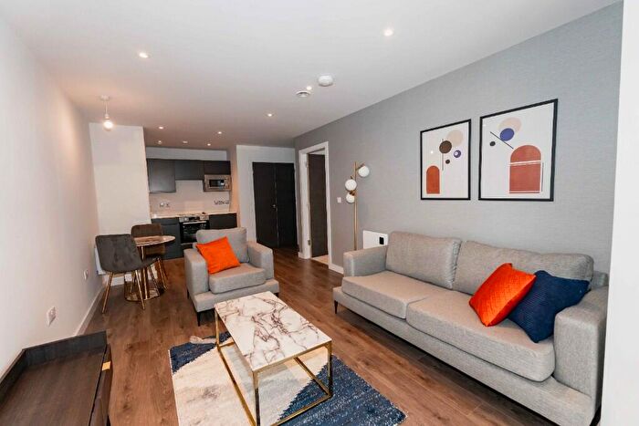 1 Bedroom Apartment To Rent In Merchants Wharf, Worrall St, M5