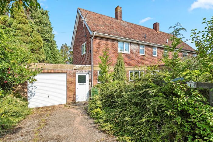 3 Bedroom Property For Sale In Mount Pleasant Cottages, Pilgrims Way, Canterbury, Kent, CT1