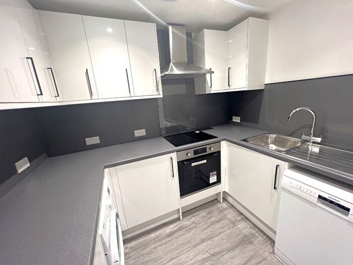 2 Bedroom Flat To Rent In Marionville Road, Meadowbank, Edinburgh, EH7