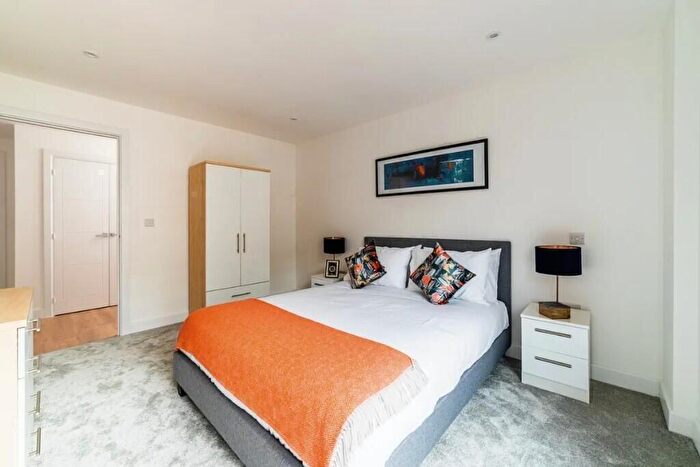 2 Bedroom Apartment To Rent In The Residence, Lurke Street, Bedford, MK40