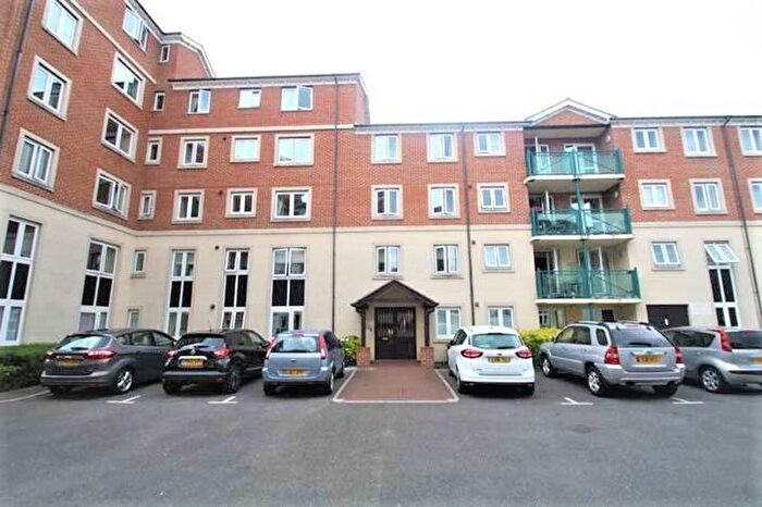 1 Bedroom Flat To Rent In Hamlet Court Road, Westcliff-On-Sea, SS0