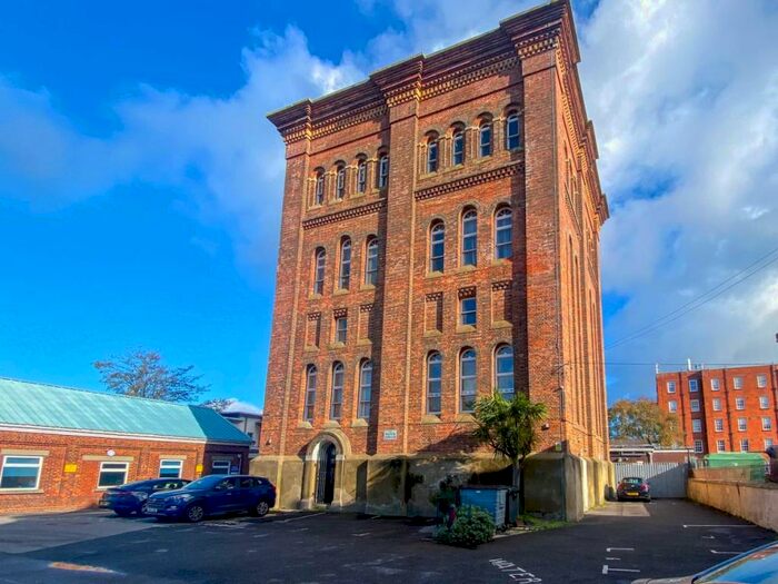 2 Bedroom Flat To Rent In The Water Tower, - Palmerston Road, Boscombe, Bournemouth, BH1