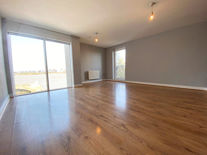 2 Bedroom Flat To Rent In Erebus Drive, London, SE28