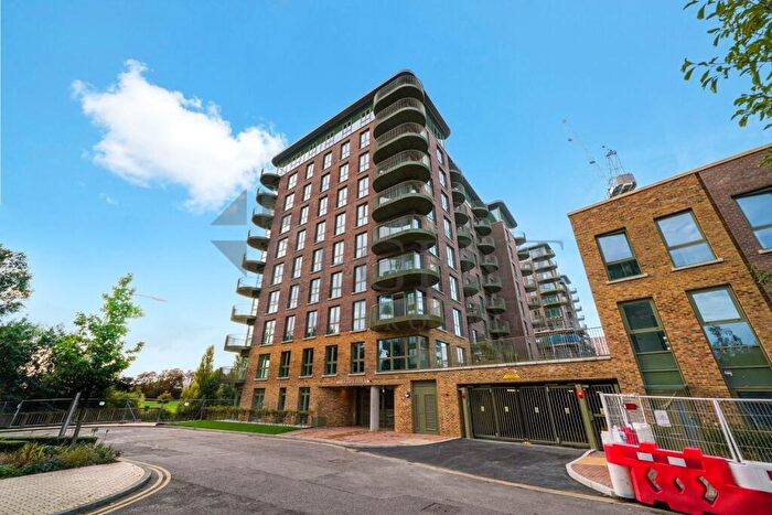 2 Bedroom Apartment To Rent In Cairncross House, Kidbrooke Village, SE3