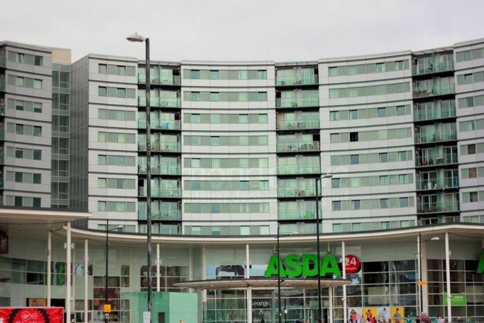 1 Bedroom Flat To Rent In Prince Regent Road, Hounslow, TW3