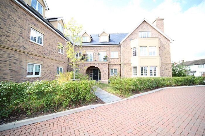 1 Bedroom Flat For Sale In , The Ridgeway, Enfield, EN2