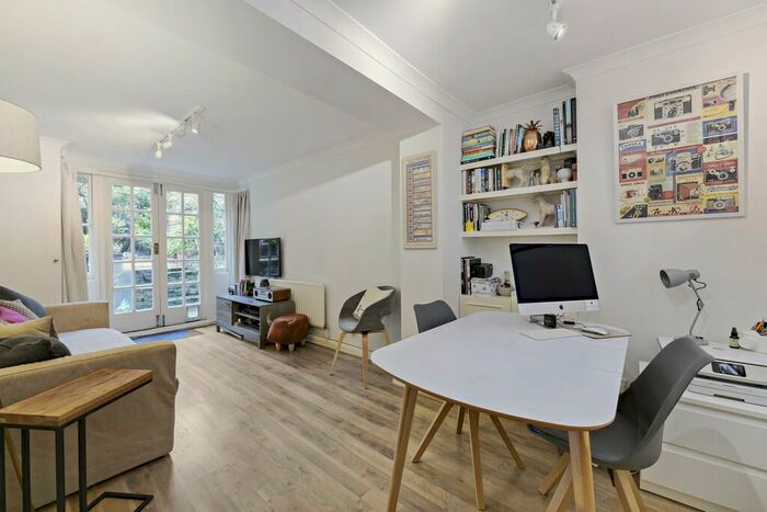 1 Bedroom Apartment To Rent In Ravensdon Street, SE11