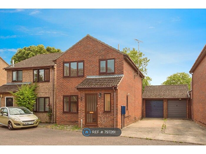 3 Bedroom Detached House To Rent In Kens Way, Milton, Cambridge, CB24