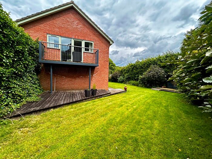 5 Bedroom Detached House For Sale In Holfen Close, Martlesham, Woodbridge, IP12