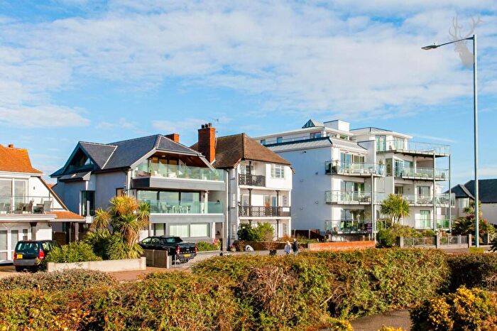 2 Bedroom Flat To Rent In Chalkwell Esplanade, Westcliff-On-Sea, SS0
