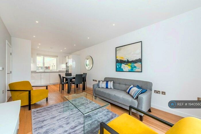 1 Bedroom Flat To Rent In Monarch Square, London, SW11