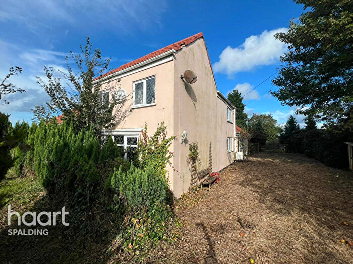 3 Bedroom Detached House For Sale In Main Road, Gedney, PE12