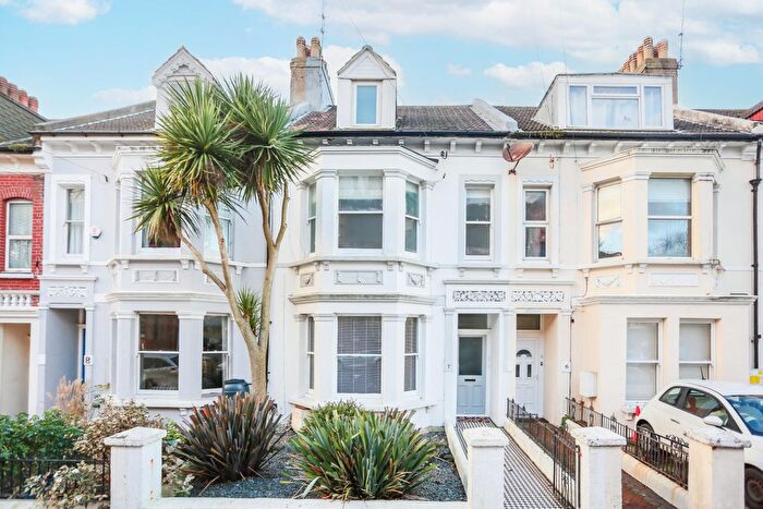 3 Bedroom Maisonette To Rent In Connaught Road, Hove, BN3
