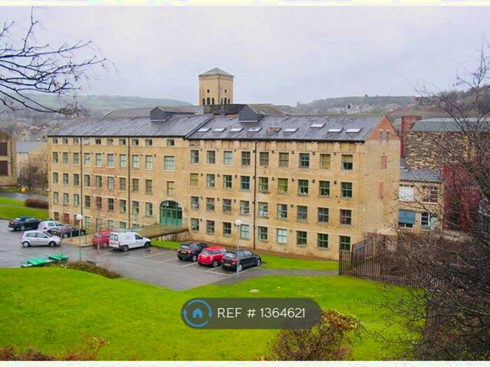 2 Bedroom Flat To Rent In Navigation Rise, Huddersfield, HD3