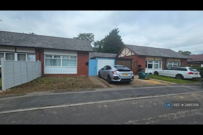 3 Bedroom Bungalow To Rent In Woodrush Close, Beanhill, Milton Keynes, MK6