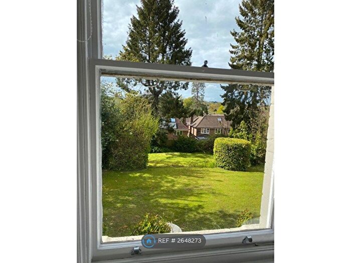 1 Bedroom Flat To Rent In Woodlands, Haywards Heath, RH16