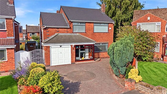 5 Bedroom Detached House For Sale In Malton Road, Heaton Moor, Stockport, SK4