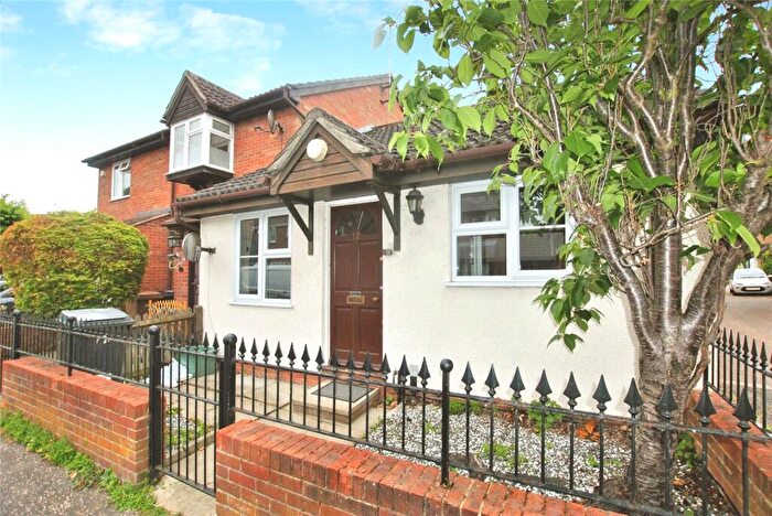 2 Bedroom Bungalow To Rent In Redmayne Drive, Chelmsford, Essex, CM2