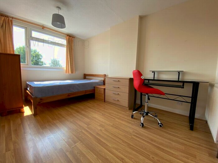 Studio To Rent In Bramshaw Road, Canterbury, CT2