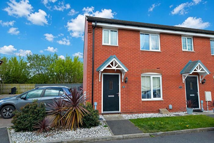 3 Bedroom Semi Detached House For Sale In Uttoxeter Close, Bourne, PE10
