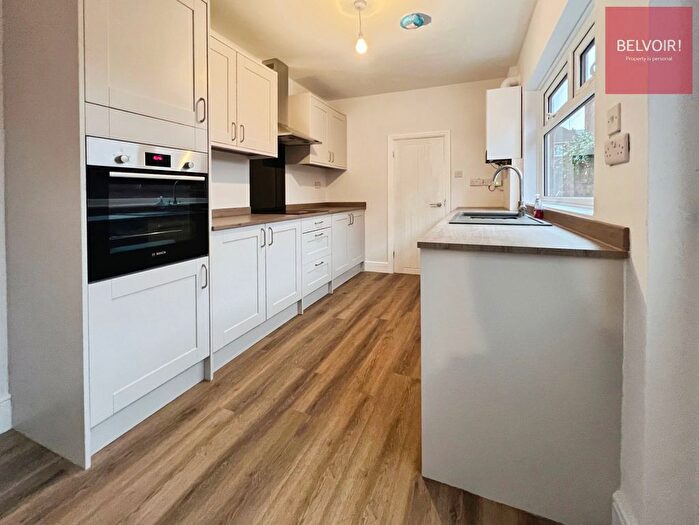 3 Bedroom End Of Terrace House To Rent In Poplar Road, Cleethorpes, DN35