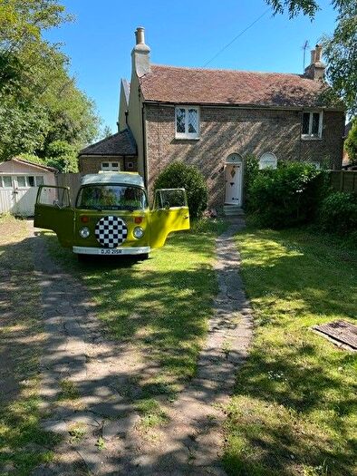 2 Bedroom Semi-Detached House To Rent In Vale Road, Broadstairs, CT10