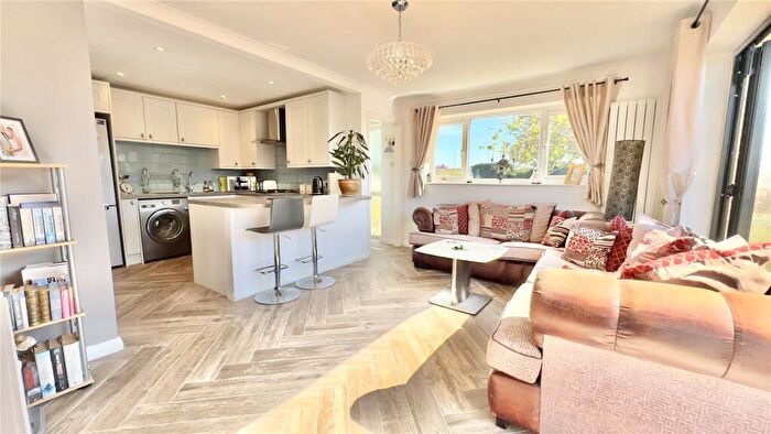 2 Bedroom Bungalow For Sale In Cedarwood Close, Greasby, Merseyside, CH49