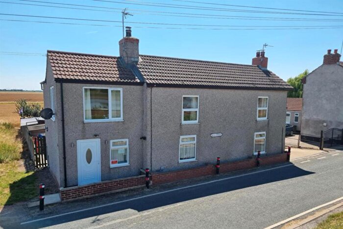 3 Bedroom Detached House For Sale In Main Street, Whitgift, DN14