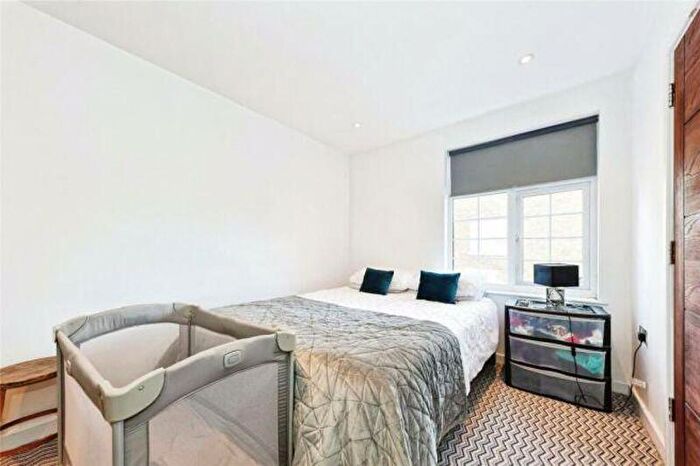1 Bedroom Flat For Sale In Beach Road, Westgate-On-Sea, CT8