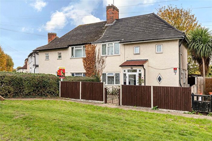 4 Bedroom Semi Detached House For Sale In Norbury Avenue, Thornton Heath, CR7