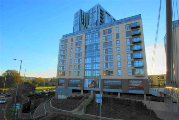 1 Bedroom Apartment To Rent In Moor End Lodge, HP1