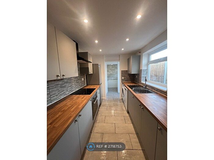 2 Bedroom Terraced House To Rent In Mill Lane, Grays, RM20