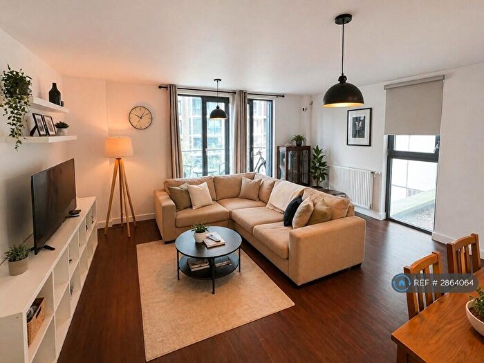 3 Bedroom Flat To Rent In Dalston Square, London, E8