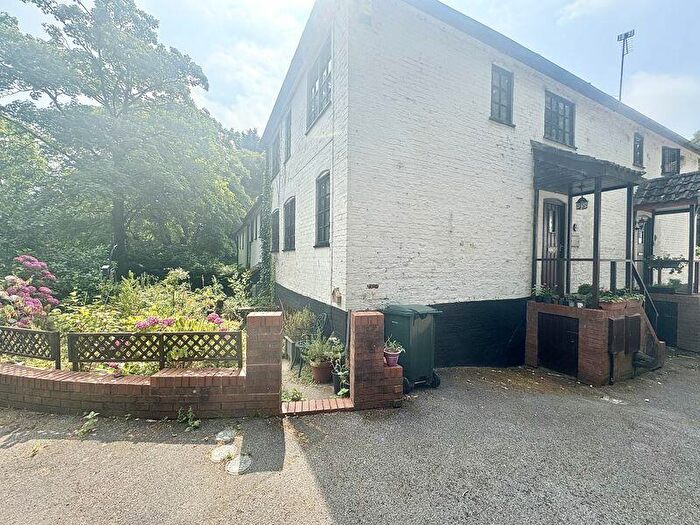 2 Bedroom Flat For Sale In Westgate, Louth, LN11