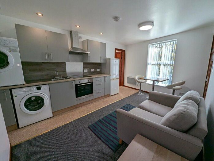 1 Bedroom Flat To Rent In Lord Street, Crewe, CW2