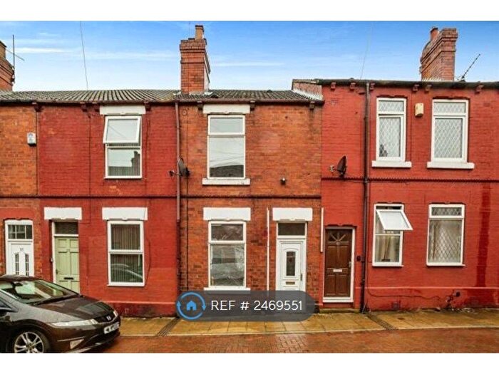 2 Bedroom Terraced House To Rent In West Street, Hemsworth, Pontefract, WF9