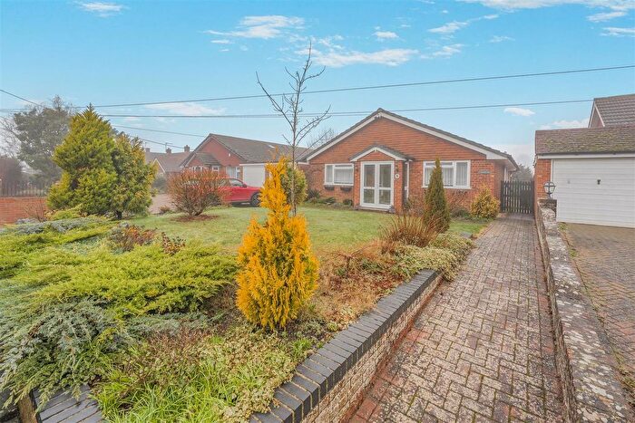 3 Bedroom Detached Bungalow For Sale In Amber Lane, Chart Sutton, ME17