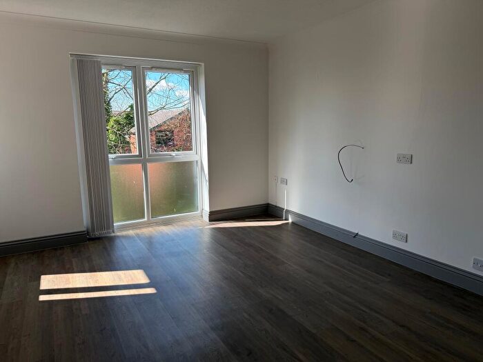 2 Bedroom Apartment To Rent In Beech Grove, PR1