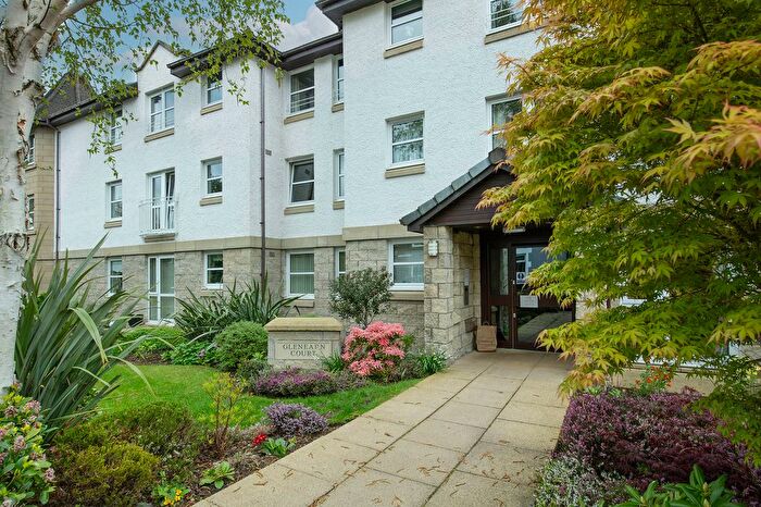2 Bedroom Flat For Sale In Pittenzie Street, Crieff, PH7