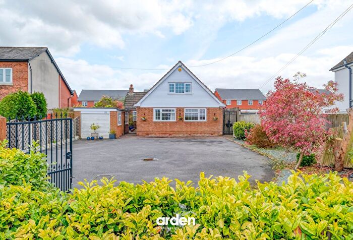 4 Bedroom Detached House For Sale In Blackford Road, Shirley, B90