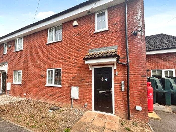 1 Bedroom Semi Detached House To Rent In Macs Close, Padworth, Reading, RG7