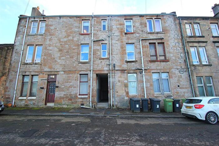 Flat To Rent In Muirhead Street, Kirkintilloch, Glasgow, G66