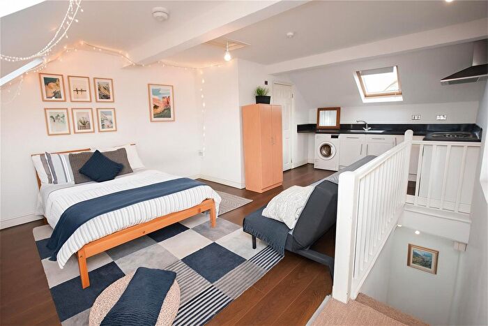 Studio To Rent In Fosse Road South, Leicester, LE3