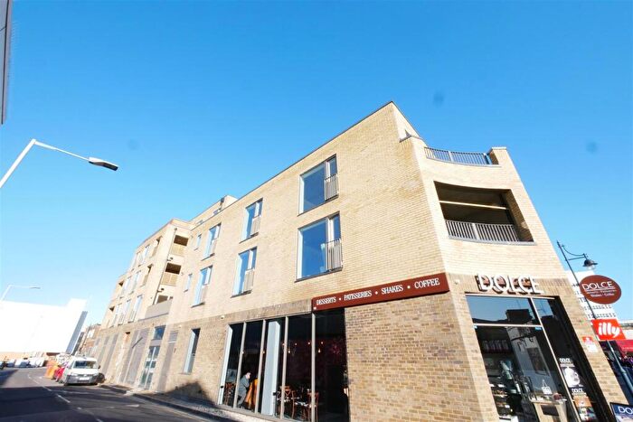 2 Bedroom Apartment To Rent In South Street, Romford, RM1
