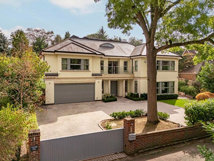 5 Bedroom Property For Sale In High Foleys, Claygate, Esher, KT10