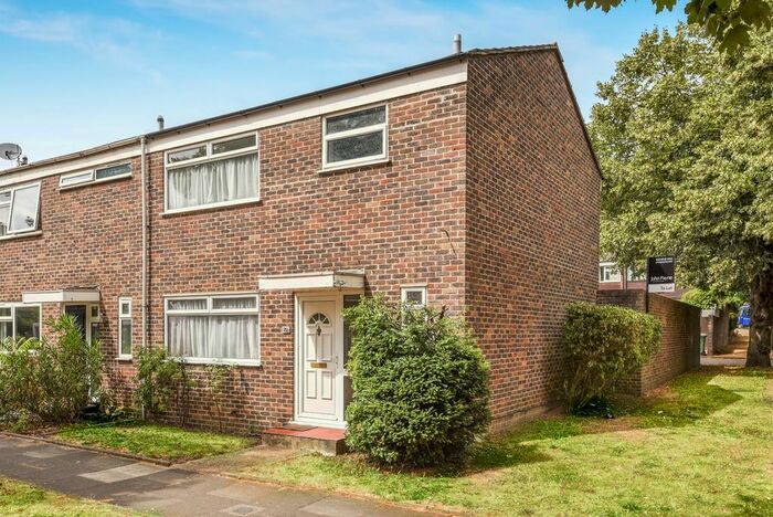 3 Bedroom End Of Terrace House To Rent In Lee Park, London, SE3