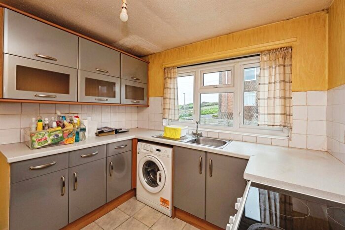 1 Bedroom Flat For Sale In Chesil View, Weymouth, DT4 - Photo 3